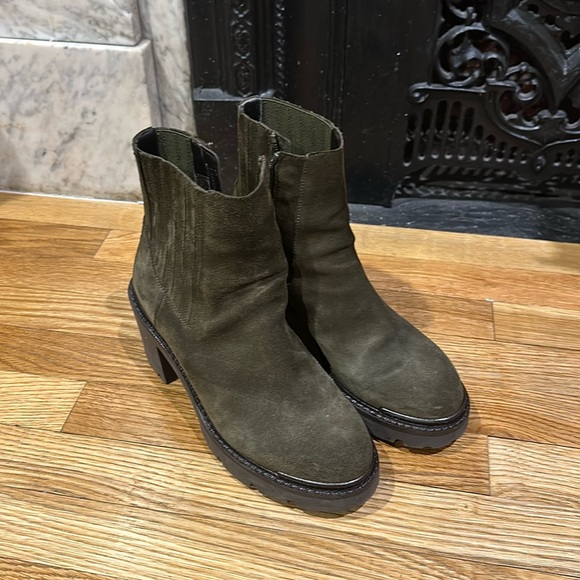 Aquatalia Green Booties - Picture 1 of 5